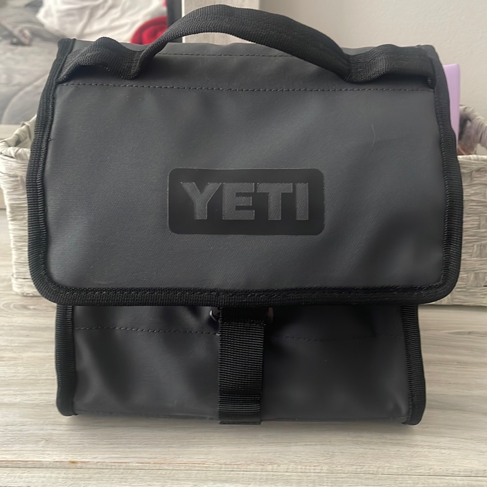 Day trip Lunch Bag.
